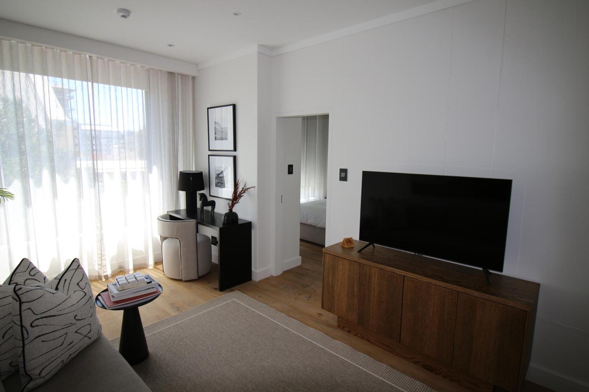The Barracks 1 Bedroom * Cape Town